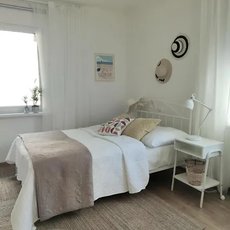 Apartment W Sasiedztwie Lasu 1800m Od Morza Zoppot
